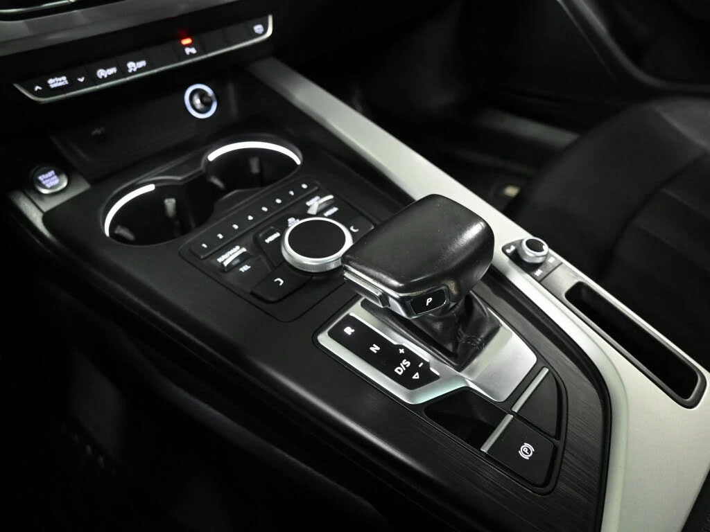 Audi A5 QUATTRO* ШИБИДАХ* ПОДГРЕВ* КАМЕРИ* , снимка 13 - Автомобили и джипове - 54430643
