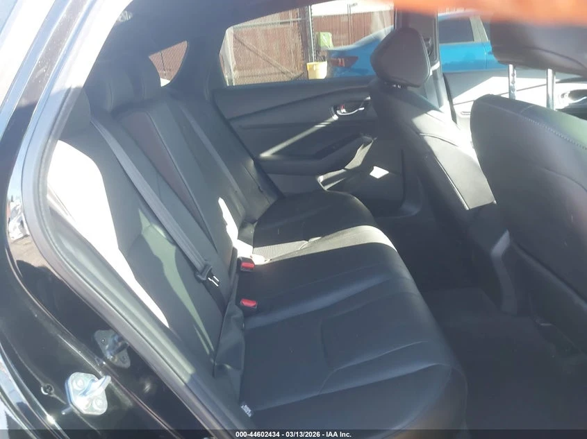 Honda Accord HYBRID Sport-L * КРАЙНА ЦЕНА* CARFAX, снимка 8 - Автомобили и джипове - 54491159