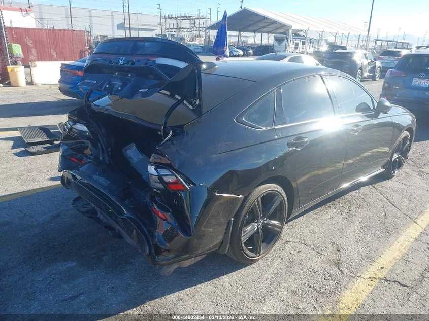 Honda Accord HYBRID Sport-L * КРАЙНА ЦЕНА* CARFAX, снимка 4 - Автомобили и джипове - 54491159