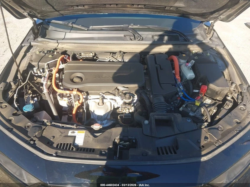 Honda Accord HYBRID Sport-L * КРАЙНА ЦЕНА* CARFAX, снимка 10 - Автомобили и джипове - 54491159