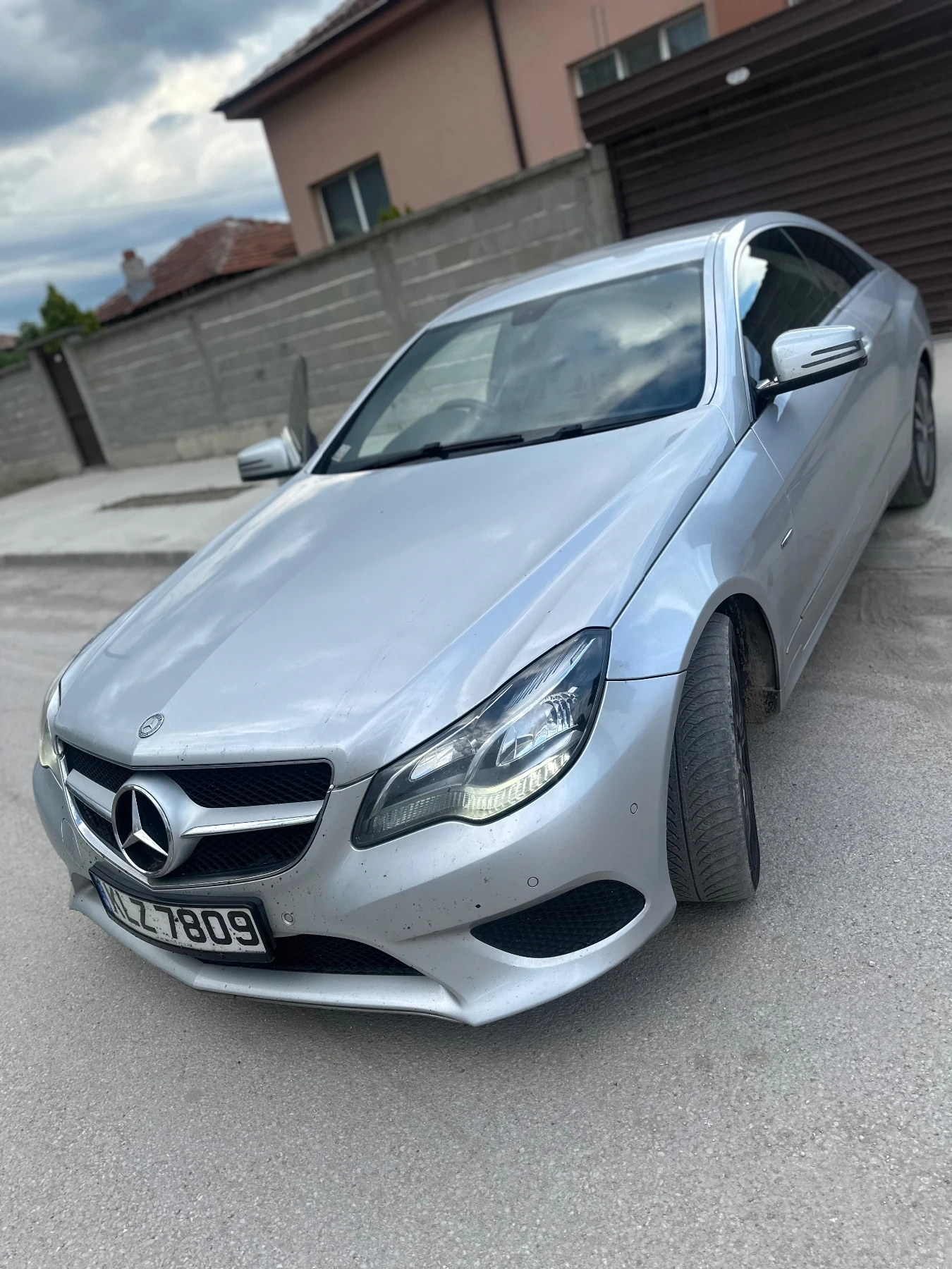 Mercedes-Benz E 220