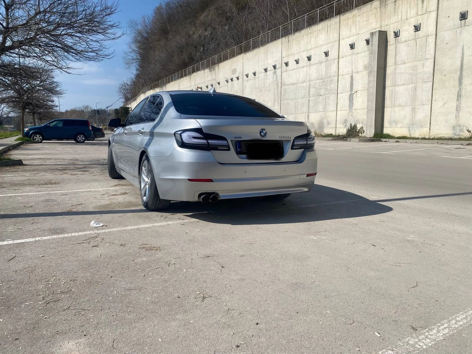 BMW 528 528i xDrive, снимка 3 - Автомобили и джипове - 54637331