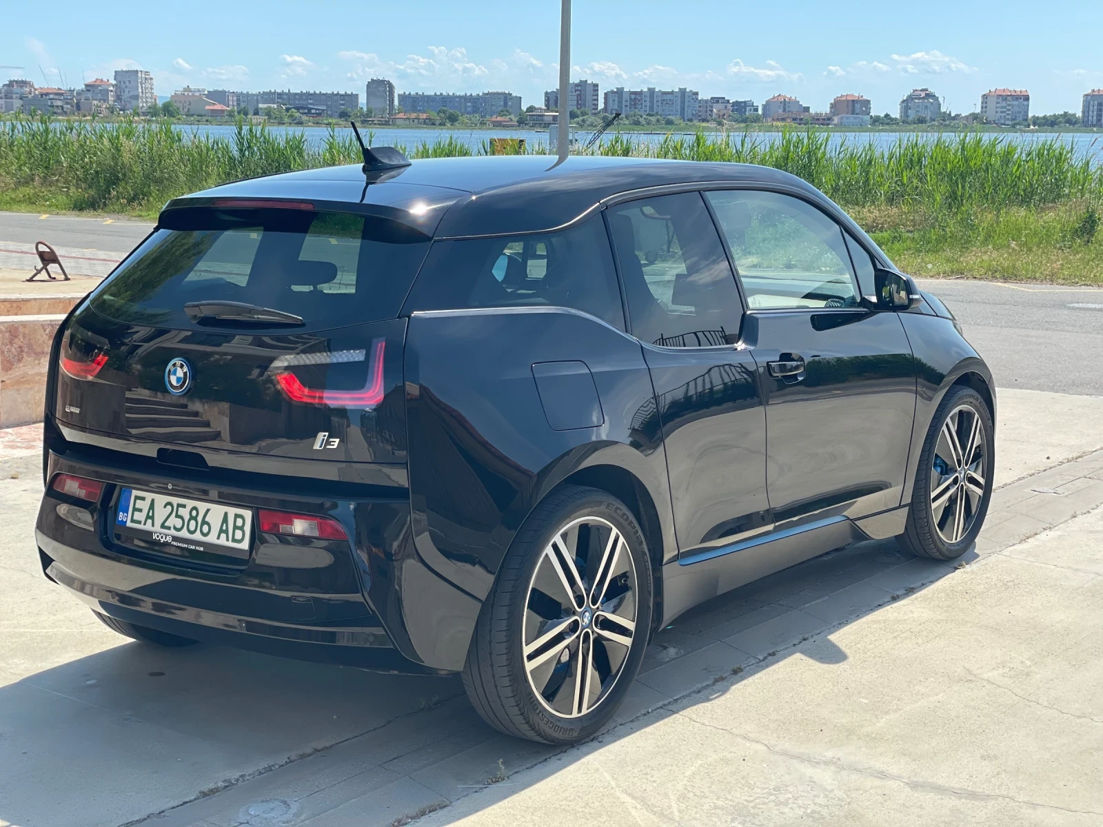 BMW i3 Регистрирана внос Германия/история бмв/ТЕРМОПОМПА , снимка 5 - Автомобили и джипове - 54711221