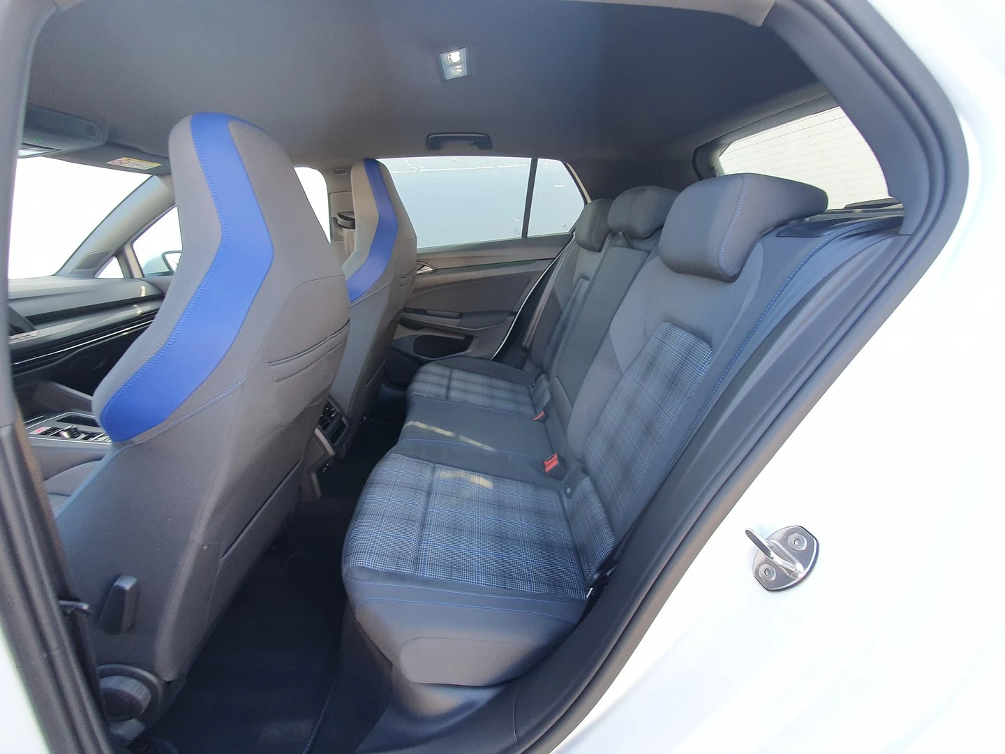 VW Golf | Mobile.bg � ����������� 10