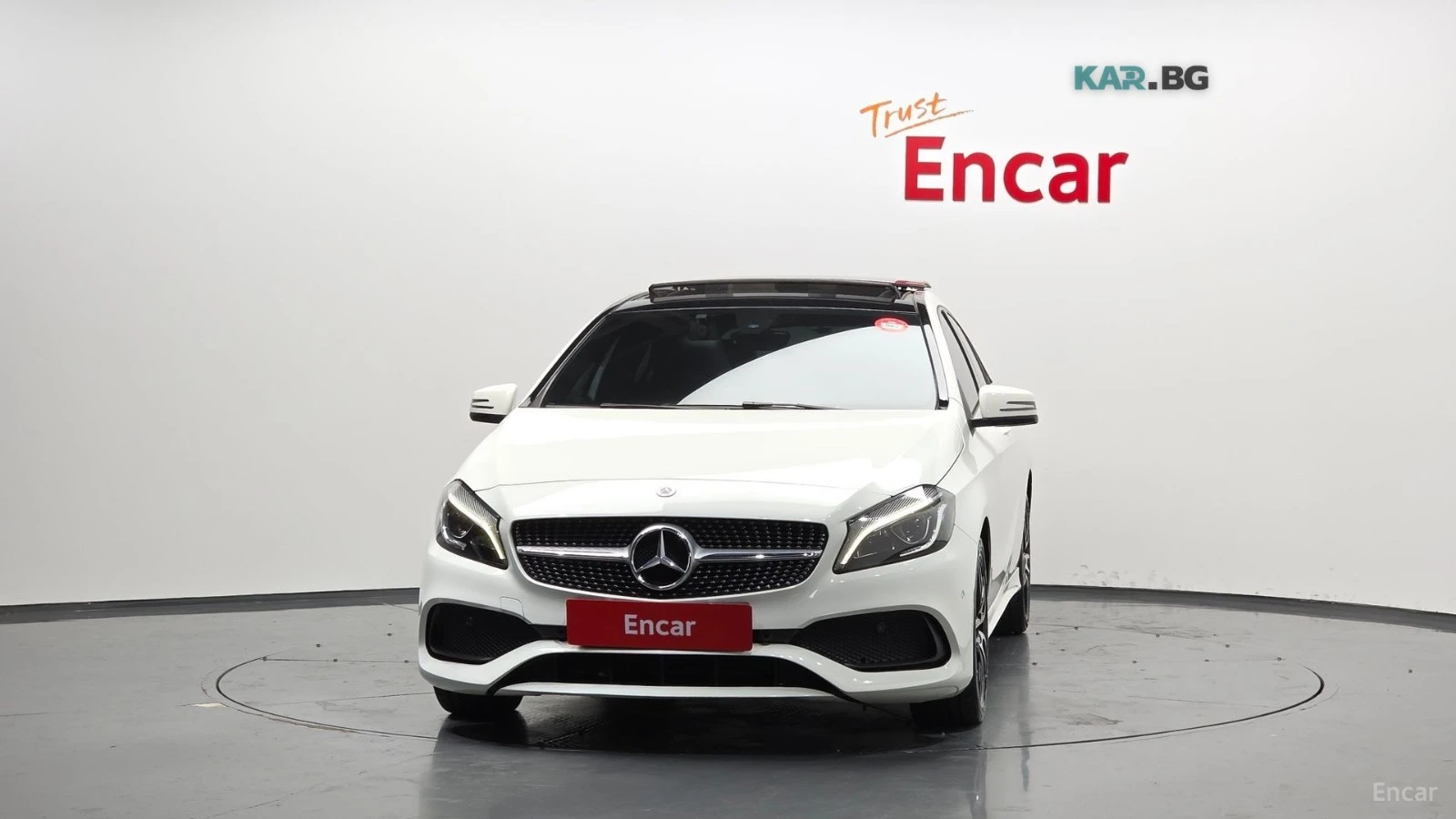 Mercedes-Benz A 200 * AMG* CAMERA* KEYLESS* ПОДГРЕВ* , снимка 3 - Автомобили и джипове - 55062420