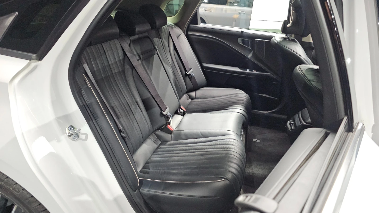 Kia K8 Hybrid Signature, снимка 6 - Автомобили и джипове - 55530321