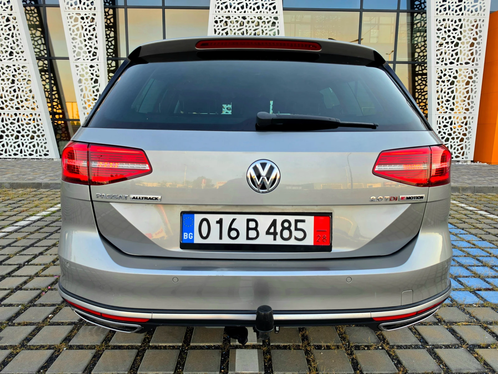 VW Alltrack 2.0TDI* 190KC* 4MOTION* АВТОМАТ* DIGITAL* CAMERA* , снимка 5 - Автомобили и джипове - 55533174