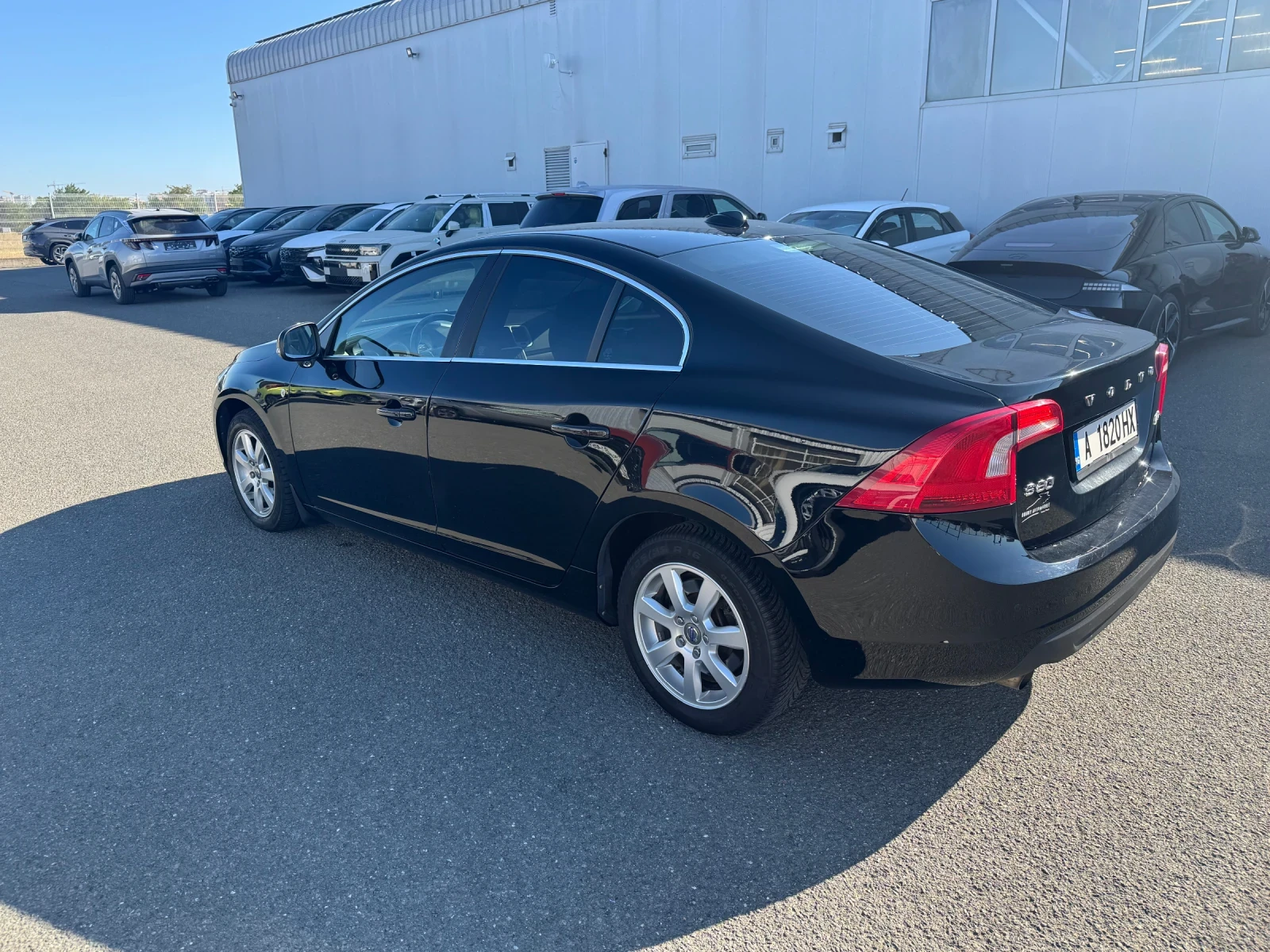 Volvo S60, снимка 5 - Автомобили и джипове - 56110498