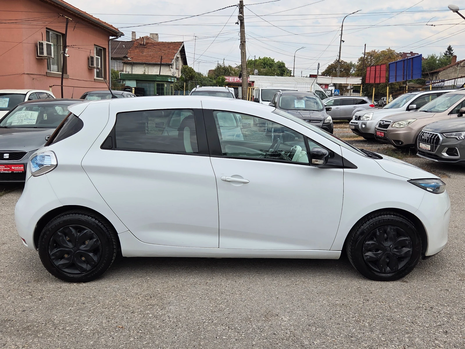 Renault Zoe 22Kwh. СОБСТВЕНА БАТЕРИЯ, снимка 4 - Автомобили и джипове - 56161855