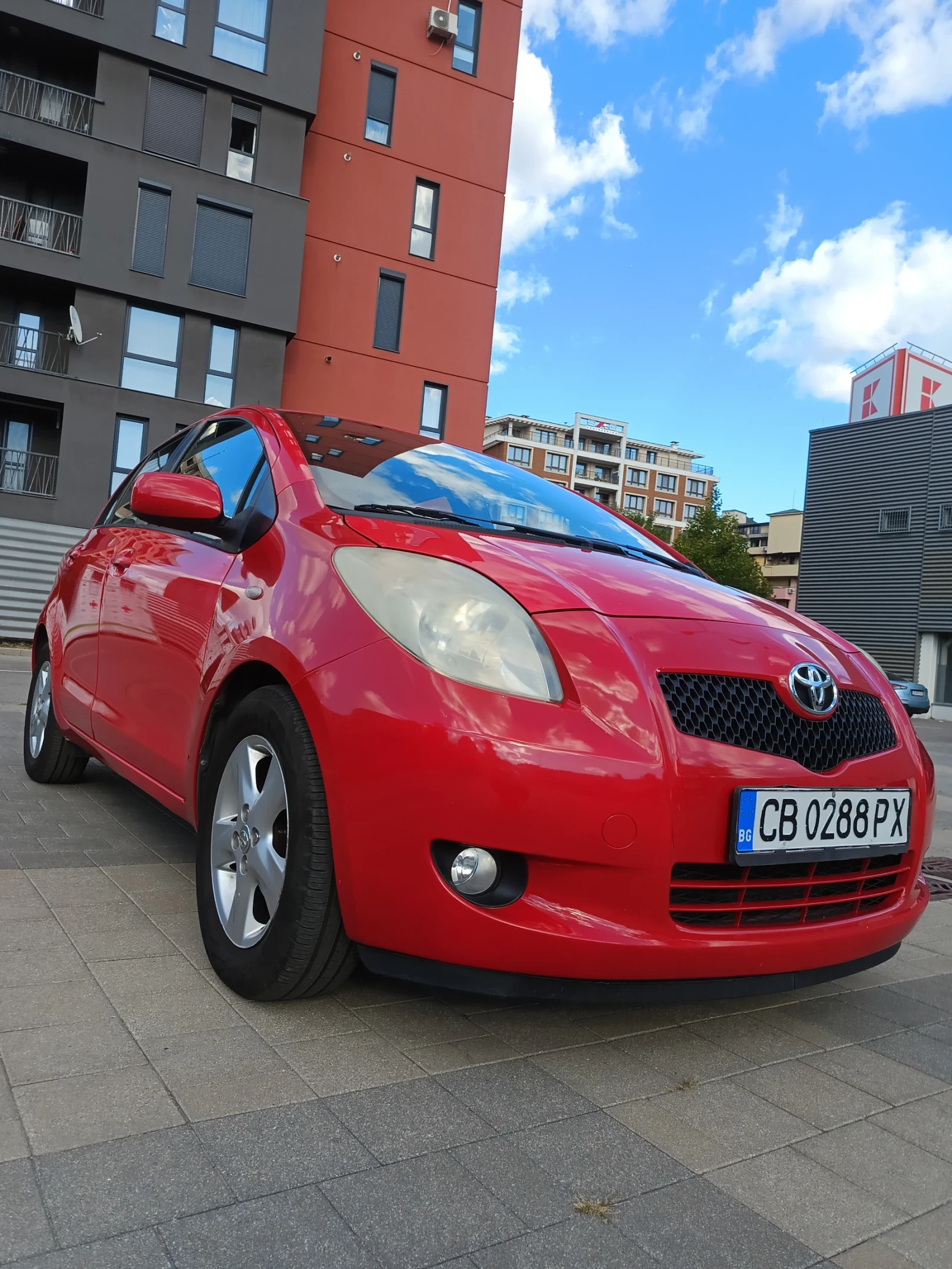 Toyota Yaris 1.33, снимка 2 - Автомобили и джипове - 56261390