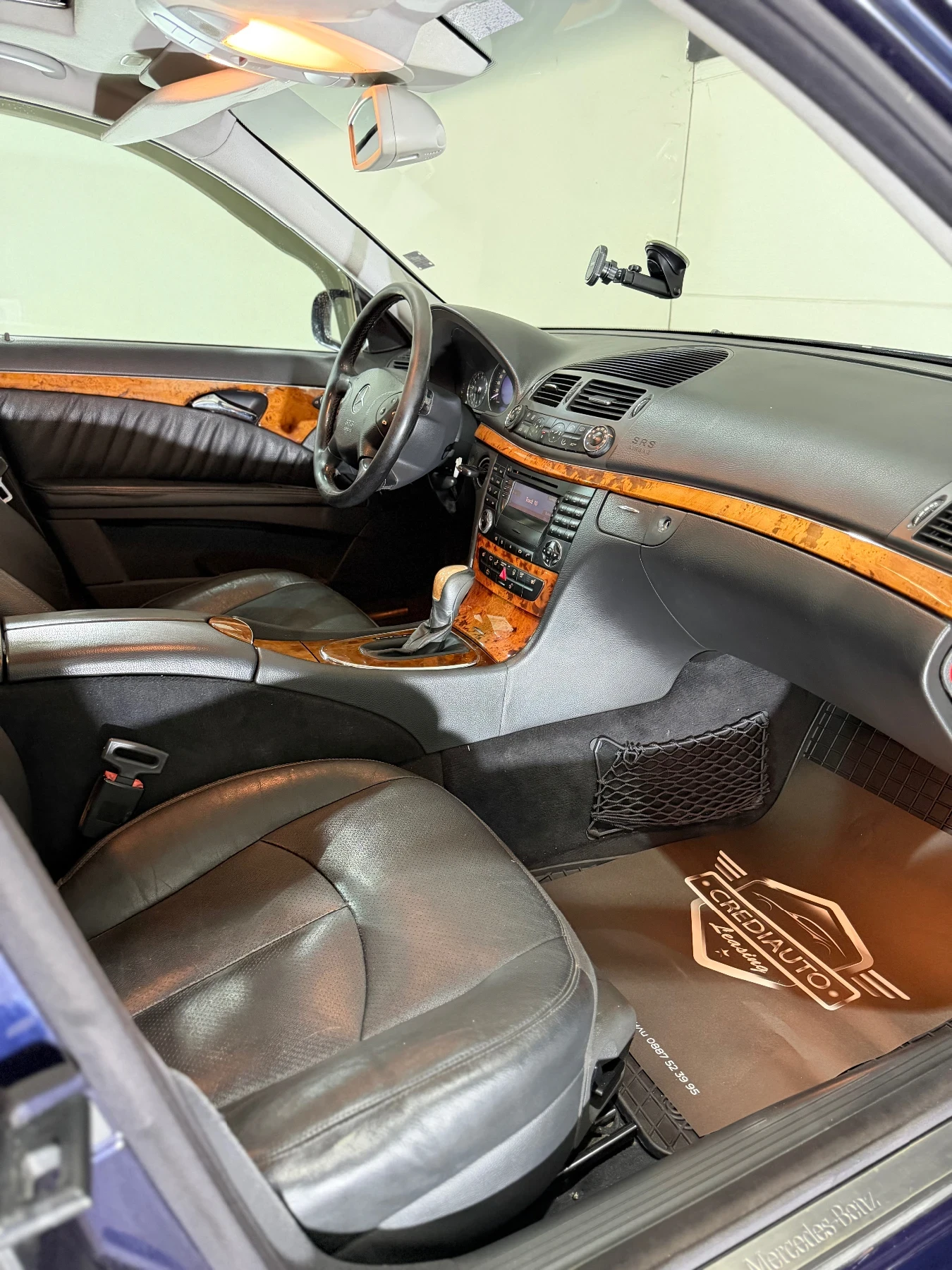 Mercedes-Benz E 270 Cdi, снимка 9 - Автомобили и джипове - 56624116