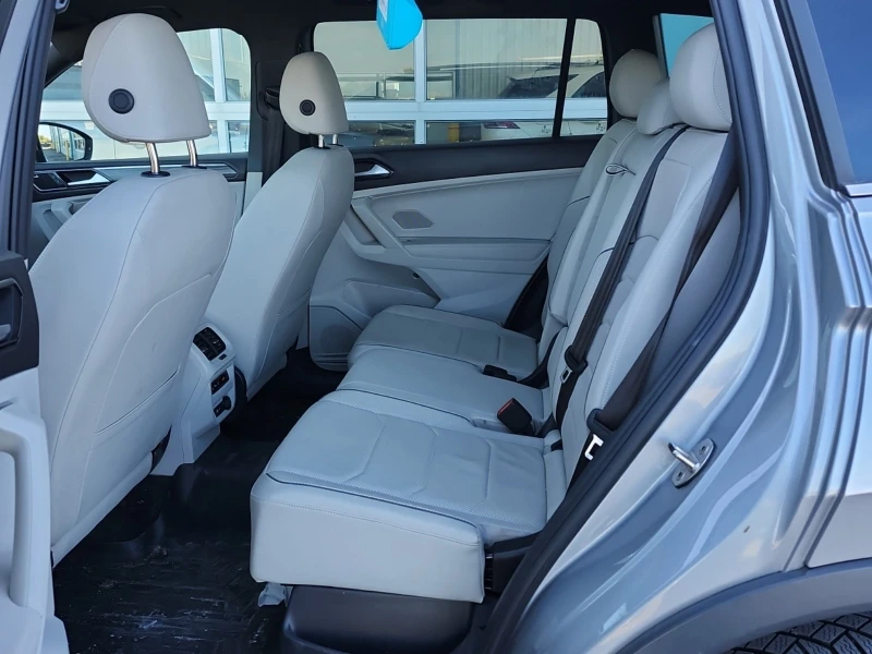 VW Tiguan Очакван внос ! R-Line 4Motion, снимка 8 - Автомобили и джипове - 52378080