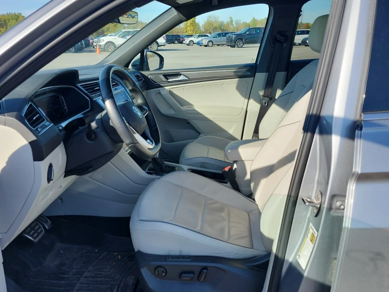 VW Tiguan Очакван внос ! R-Line 4Motion, снимка 6 - Автомобили и джипове - 52378080