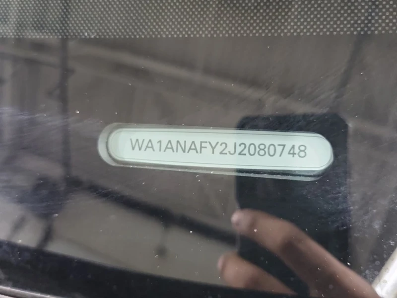 Audi Q5 * KOMFORT * CARFAX * БЕЗ ПЪРВОНАЧАЛНА ВНОСКА, снимка 15 - Автомобили и джипове - 52724953