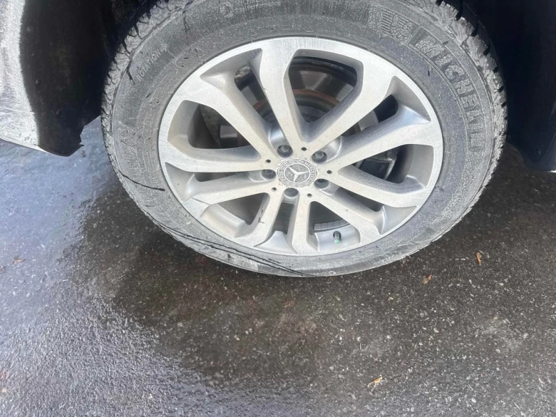 Mercedes-Benz GLE 400 * CARFAX * ФИНАНСИРАНЕ , снимка 7 - Автомобили и джипове - 53014158