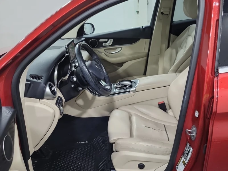 Mercedes-Benz GLC * 300 * CARFAX * ЦЕНА ДО БГ, снимка 10 - Автомобили и джипове - 53193313