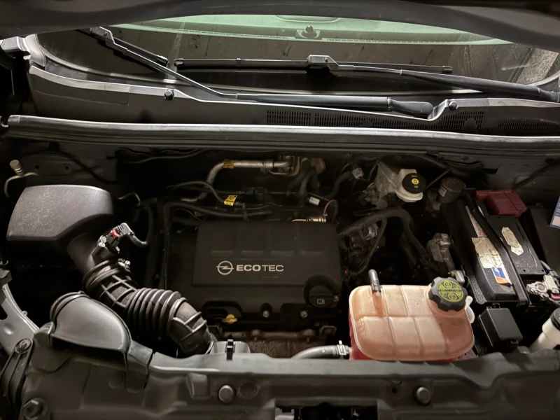 Opel Mokka 1.4 Turbo 4x4, снимка 7 - Автомобили и джипове - 53439097