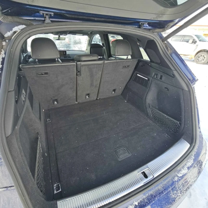 Audi SQ5 С РЕГИСТРАЦИ & АВТО КРЕДИТ, снимка 10 - Автомобили и джипове - 53532143