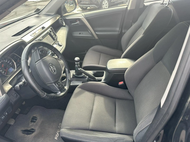 Toyota Rav4 2.0 DISEL, снимка 7 - Автомобили и джипове - 53591667