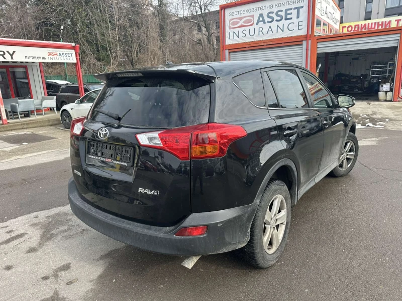Toyota Rav4 2.0 DISEL, снимка 5 - Автомобили и джипове - 53591667