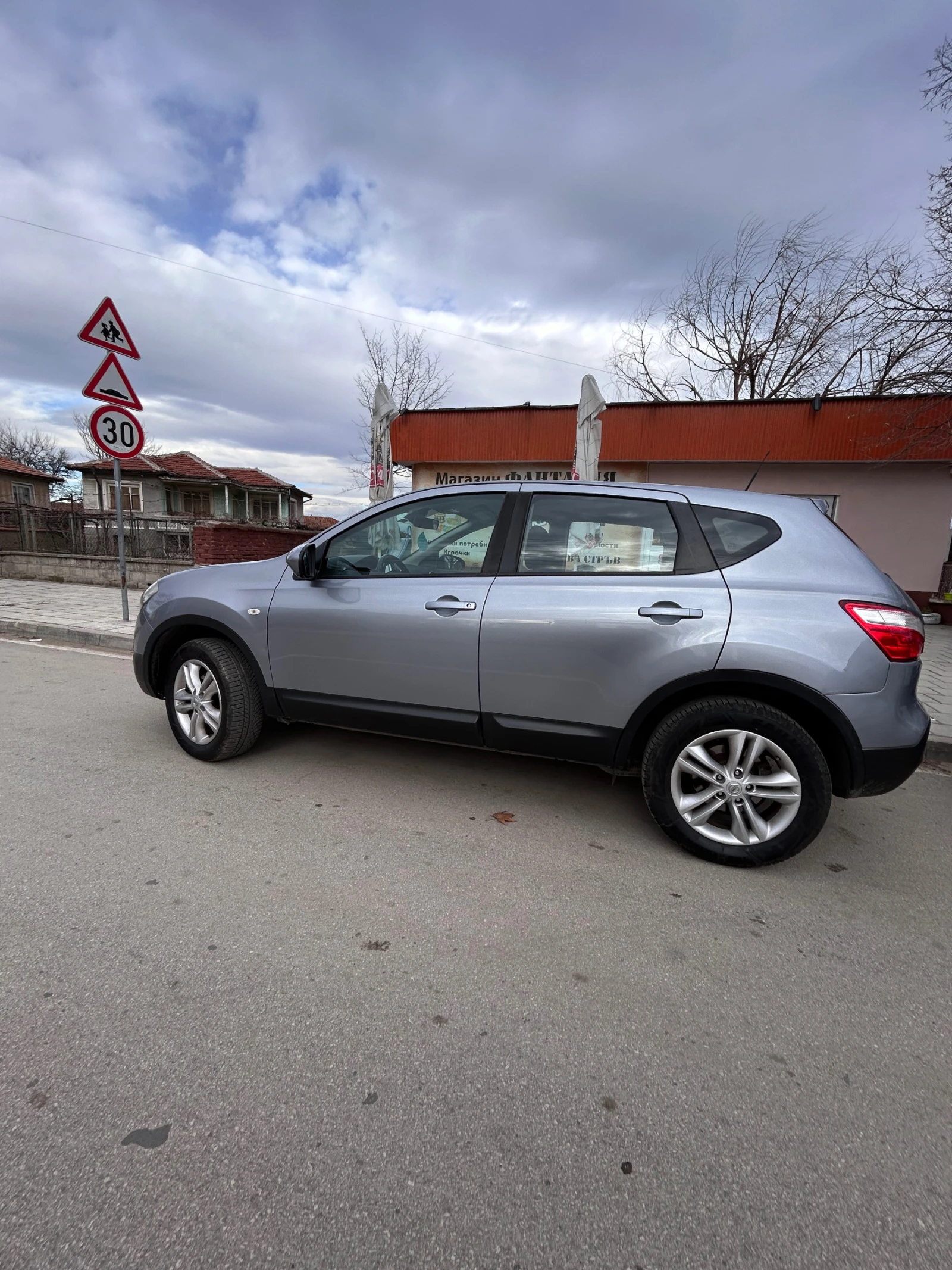 Nissan Qashqai Газ-Бензин 1.6 - изображение 6