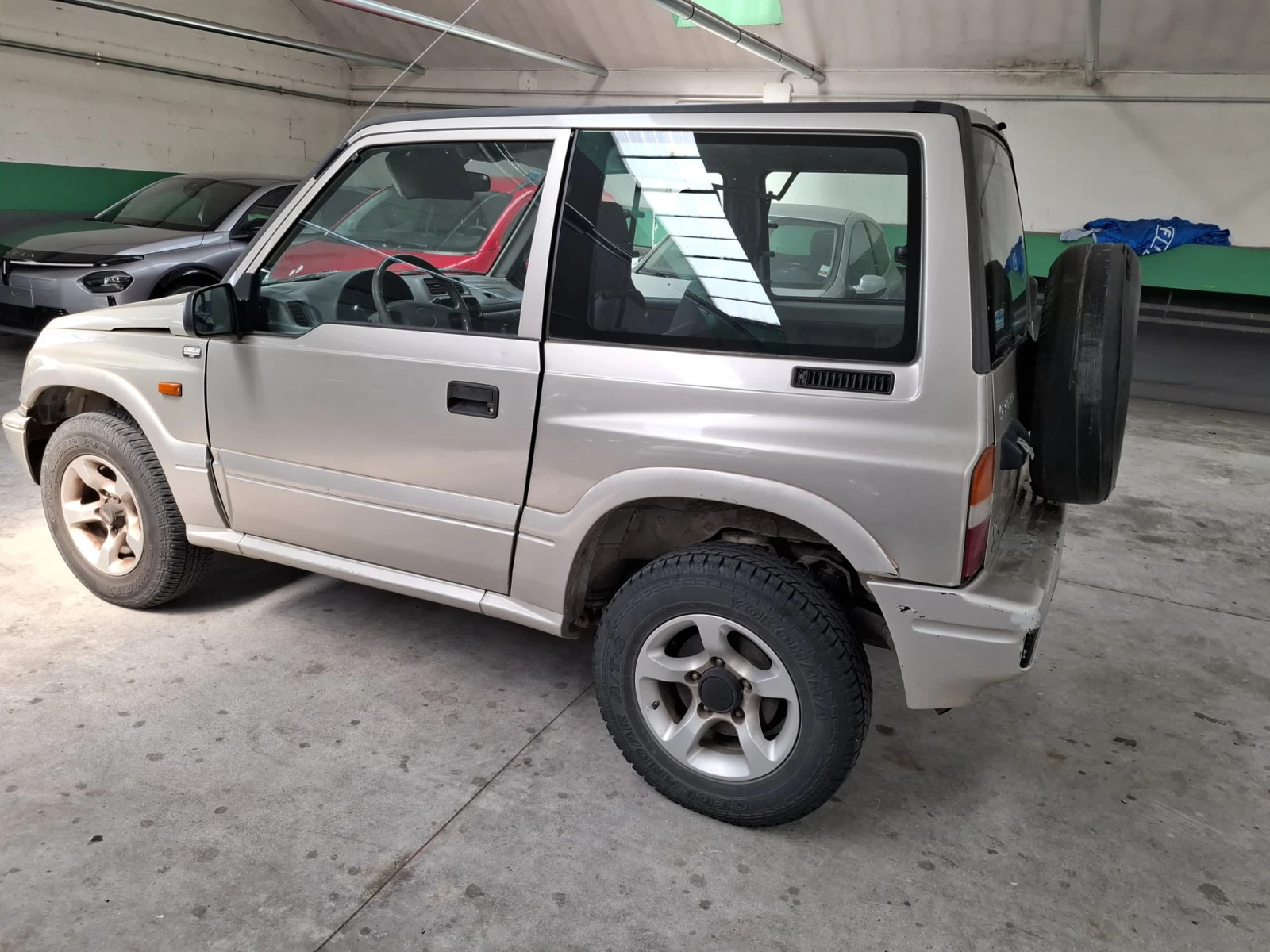 Suzuki Vitara 2.0HDi-КЛИМАТИК * БЕЗ РЪЖДА !!! *  - изображение 2