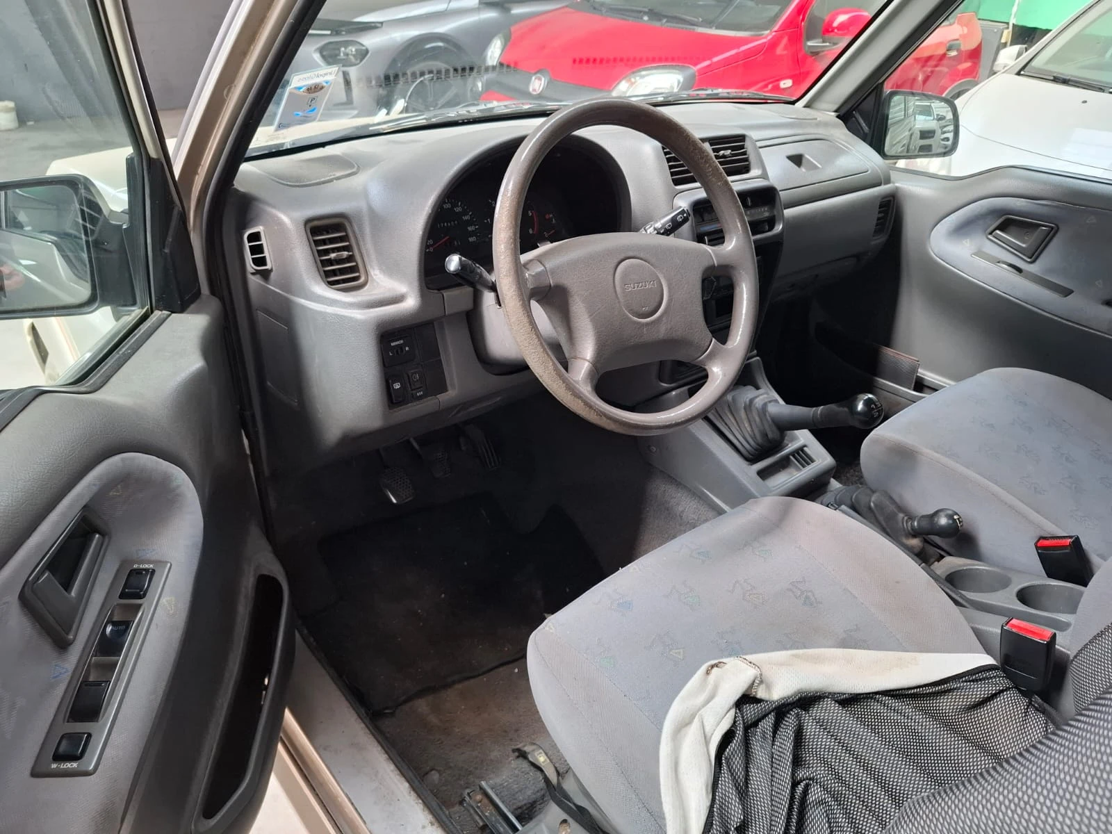 Suzuki Vitara 2.0HDi-КЛИМАТИК * БЕЗ РЪЖДА !!! *  - изображение 8