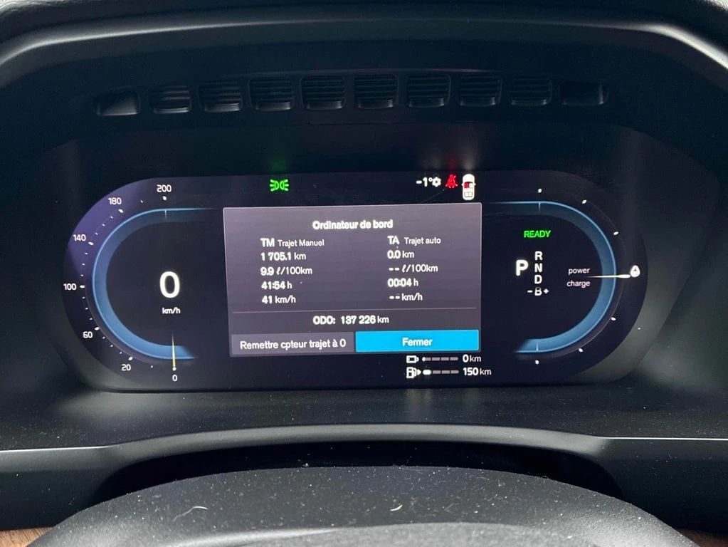 Volvo Xc90 * Plus Bright Theme * CARFAX * БЕЗ ПЪРВОНАЧАЛНА ВН - изображение 8