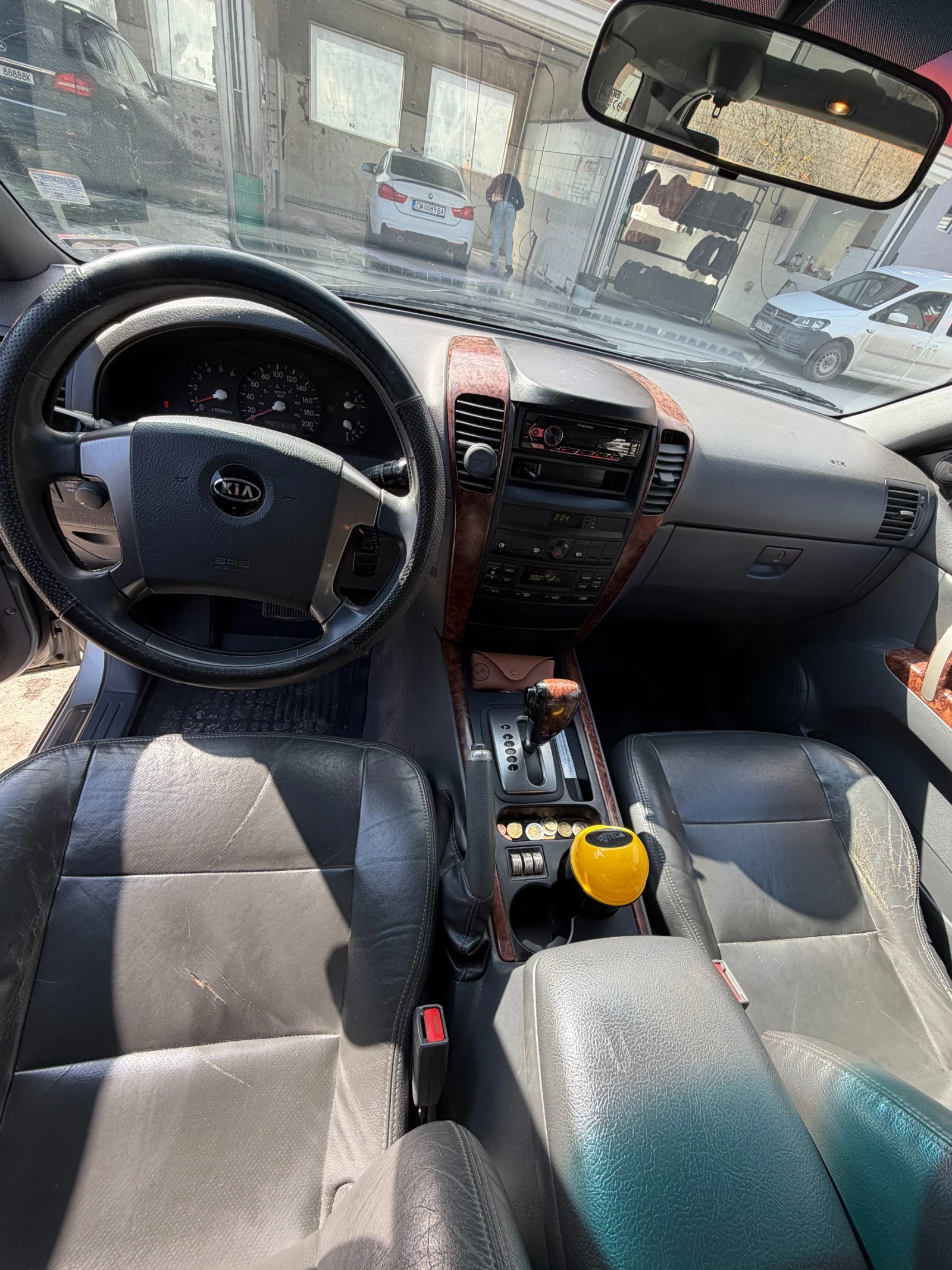 Kia Sorento CRDI , снимка 14 - Автомобили и джипове - 53759415