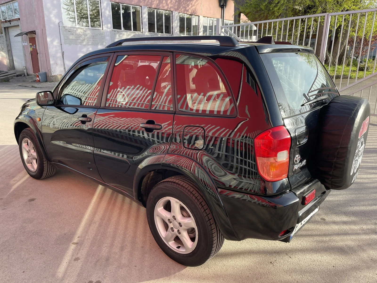 Toyota Rav4 2.0 VVT-i, снимка 4 - Автомобили и джипове - 54599232