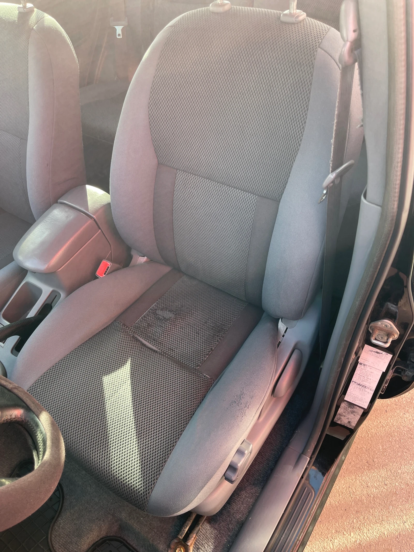 Toyota Rav4 2.0 VVT-i, снимка 6 - Автомобили и джипове - 54599232
