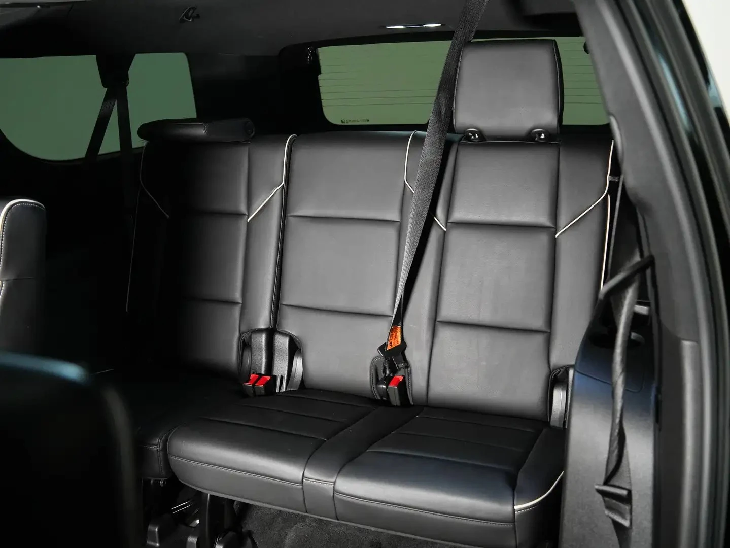 Cadillac Escalade ESV * AвтоКредит * (ЦЕНА ДО БГ), снимка 16 - Автомобили и джипове - 54973505