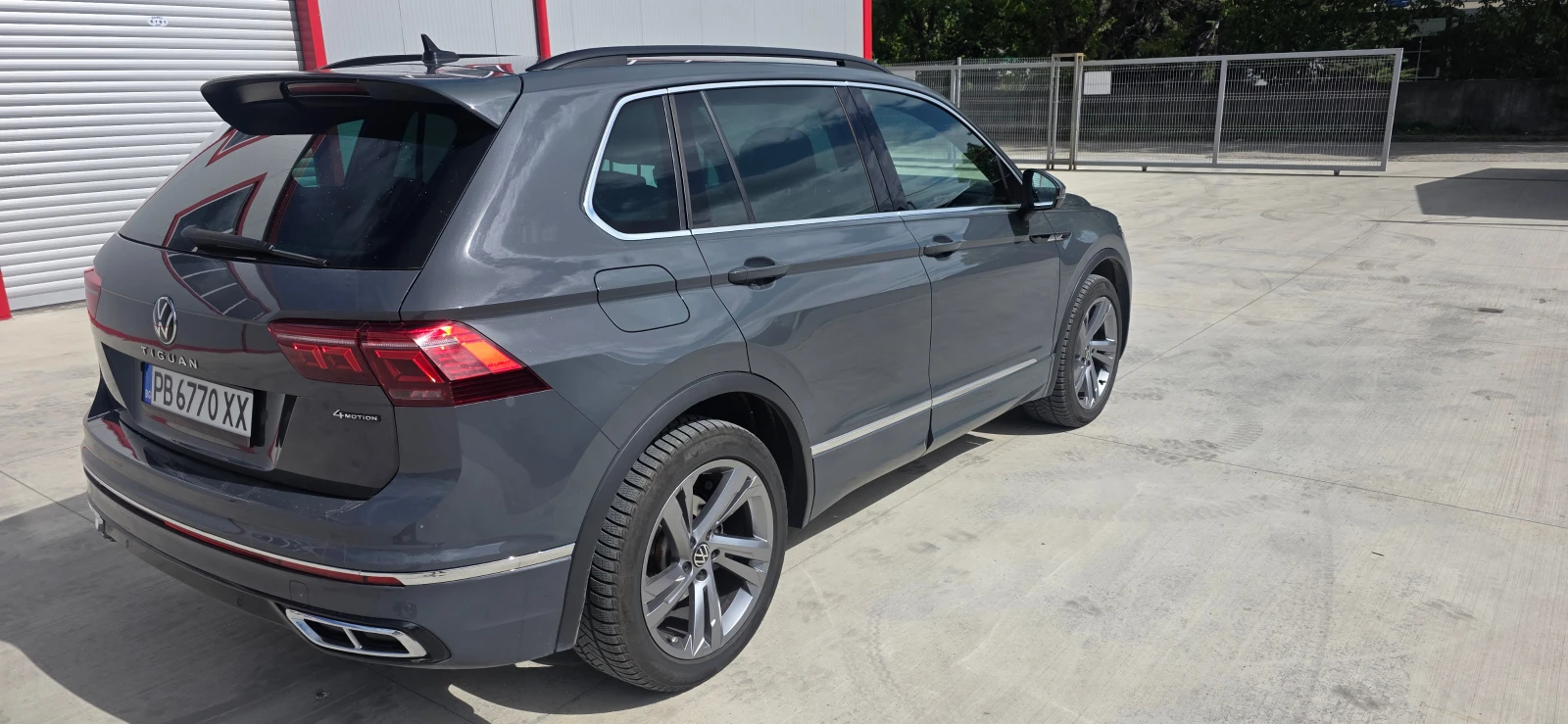 VW Tiguan R line, снимка 5 - Автомобили и джипове - 55011326