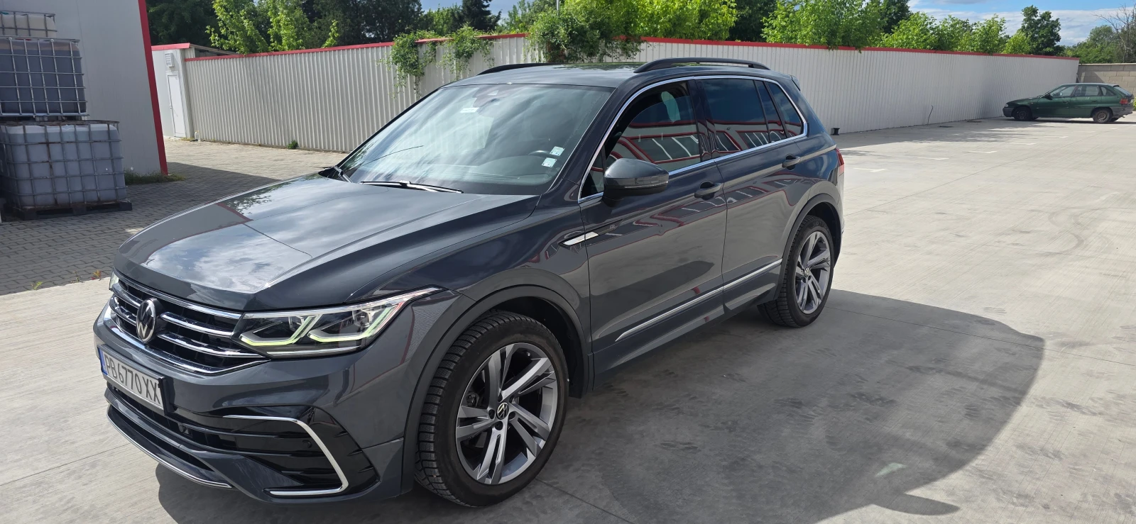 VW Tiguan R line, снимка 2 - Автомобили и джипове - 55011326