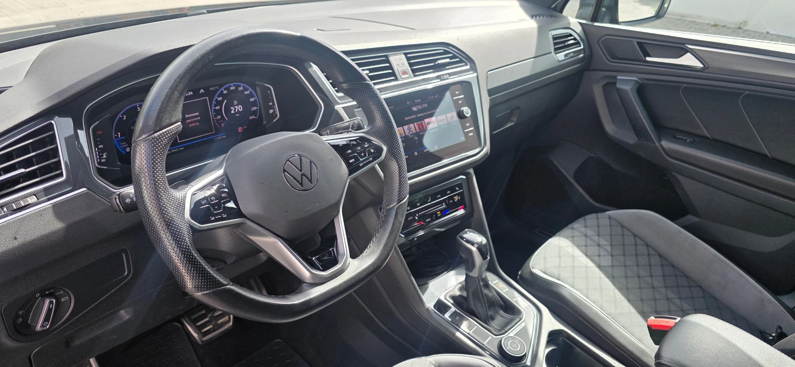 VW Tiguan R line, снимка 7 - Автомобили и джипове - 55011326