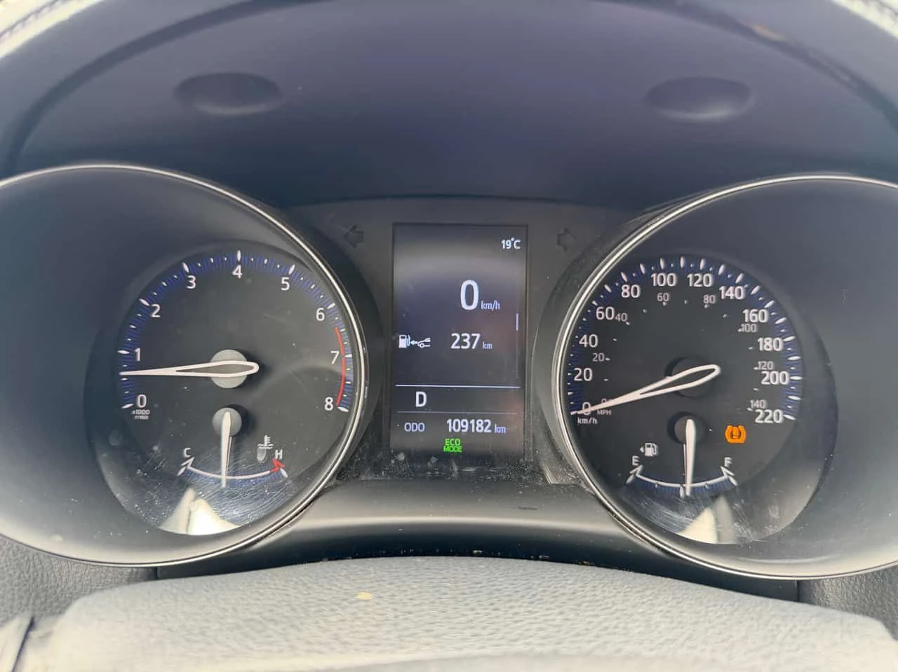Toyota C-HR * FWD * CARFAX * ПОДГРЕВИ * ПАНО * АВТОКРЕДИТ, снимка 8 - Автомобили и джипове - 55045037