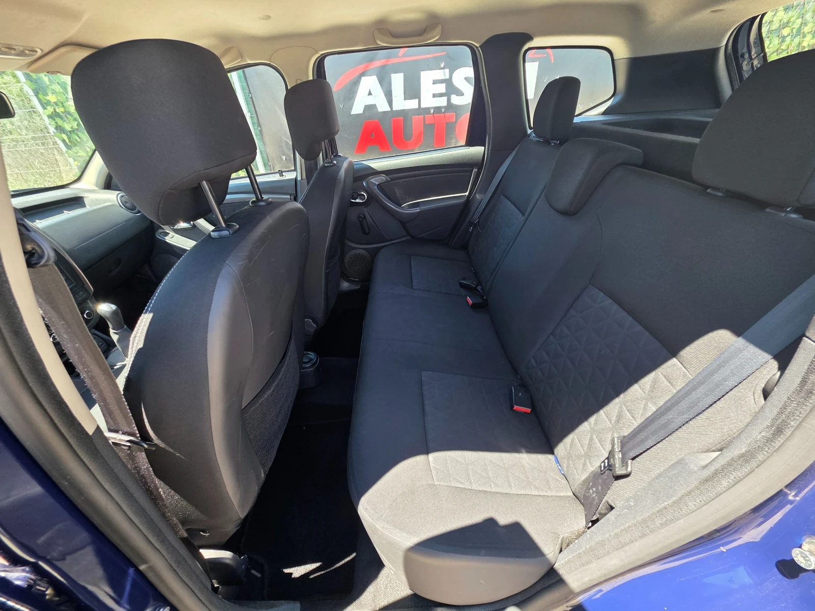 Dacia Duster 1.6 i-Ambiance-4x2-105hp-Facelift, снимка 12 - Автомобили и джипове - 55153253