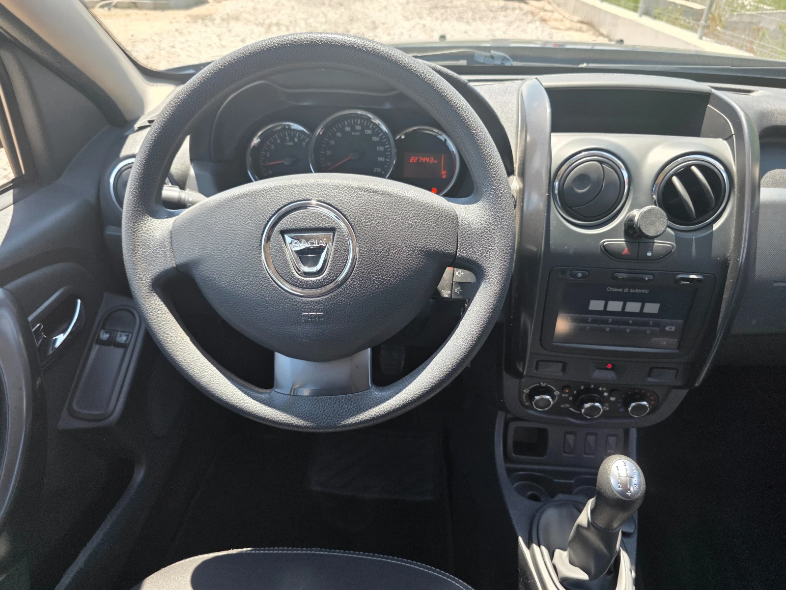Dacia Duster 1.6 i-Ambiance-4x2-105hp-Facelift, снимка 9 - Автомобили и джипове - 55153253