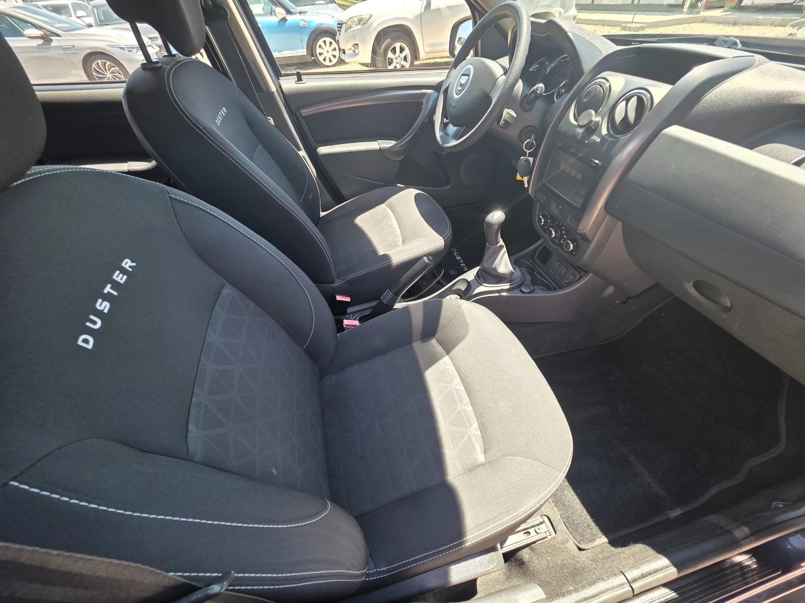 Dacia Duster 1.6 i-Ambiance-4x2-105hp-Facelift, снимка 16 - Автомобили и джипове - 55153253