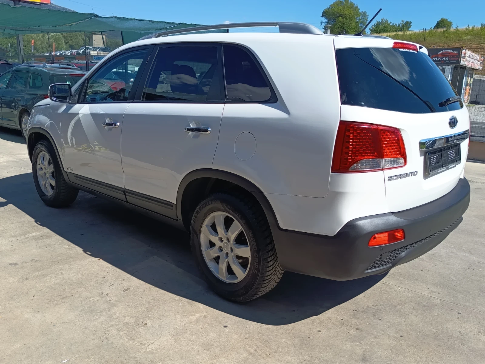 Kia Sorento 2.2crdi, снимка 7 - Автомобили и джипове - 55235649