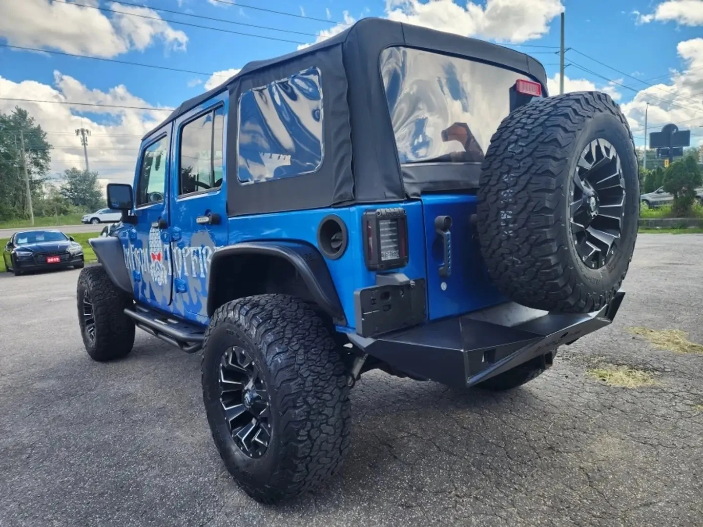 Jeep Wrangler UNLIMITED SAHARA ЦЕНА ДО БЪЛГАРИЯ АВТОКРЕДИТ, снимка 4 - Автомобили и джипове - 55450766