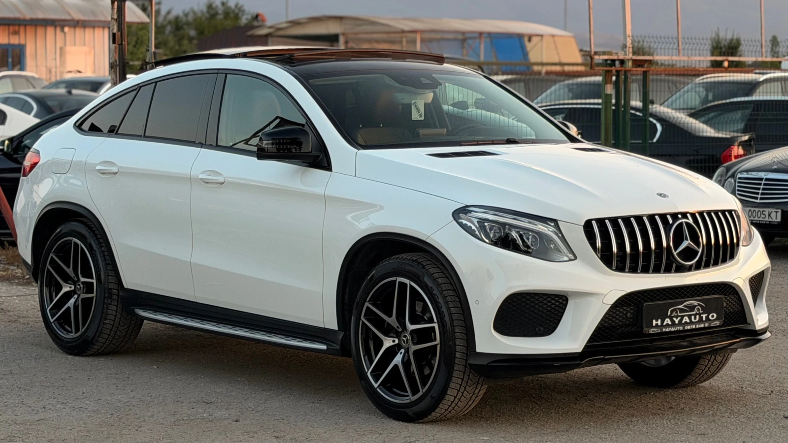 Mercedes-Benz GLC Coupe 350 d= 4Matic= AMG= Panorama= Camera= Premium= , снимка 3 - Автомобили и джипове - 55533971