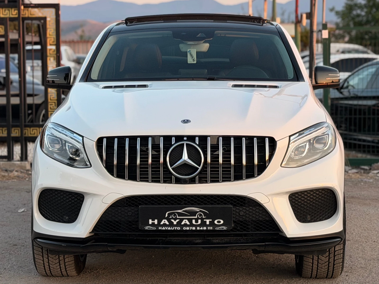 Mercedes-Benz GLC Coupe 350 d= 4Matic= AMG= Panorama= Camera= Premium= , снимка 2 - Автомобили и джипове - 55533971