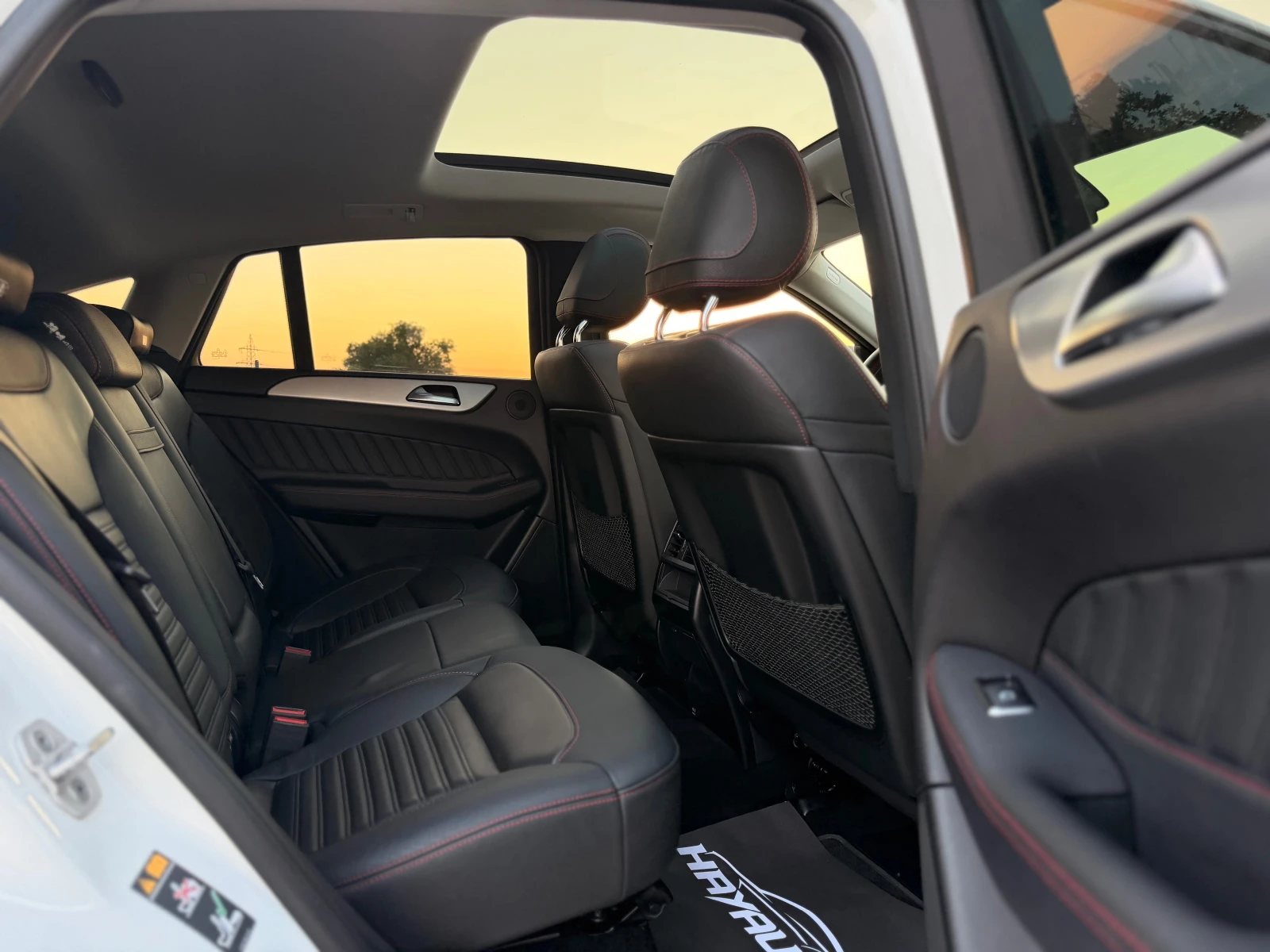 Mercedes-Benz GLC Coupe 350 d= 4Matic= AMG= Panorama= Camera= Premium= , снимка 13 - Автомобили и джипове - 55533971