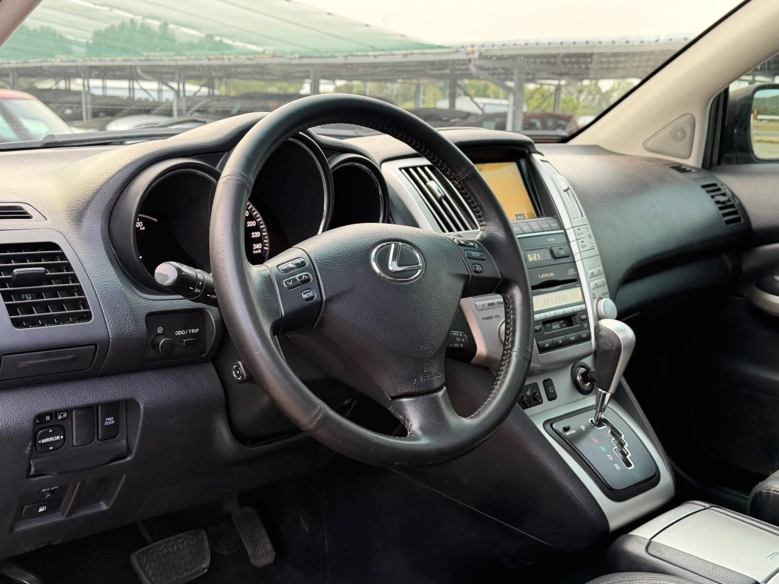 Lexus RX 400h 3.3V6 4x4, снимка 6 - Автомобили и джипове - 55946737