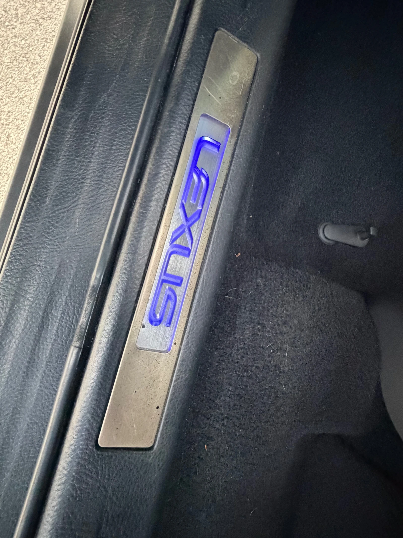 Lexus RX 400h 3.3V6 4x4, снимка 10 - Автомобили и джипове - 55946737