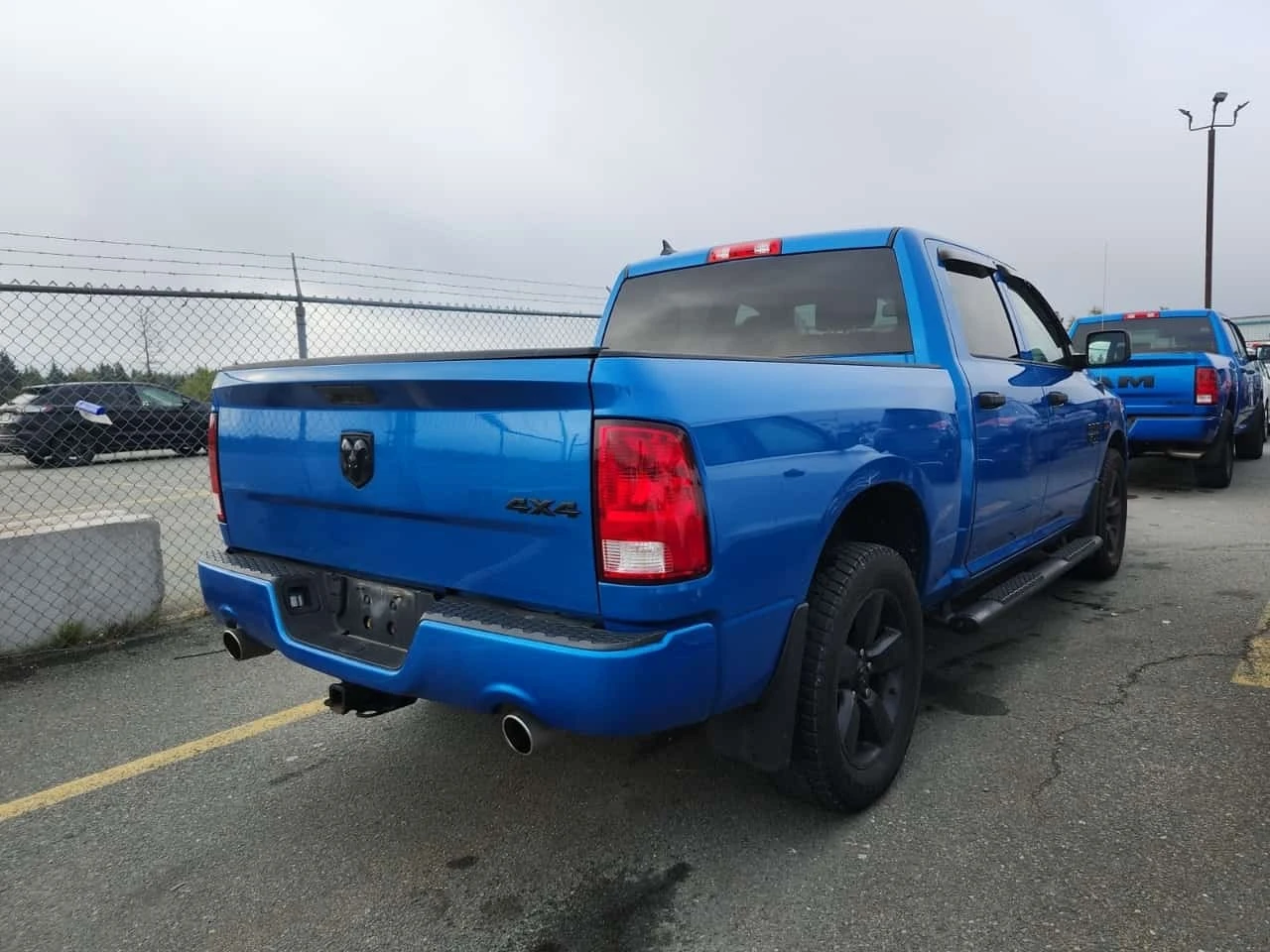 Dodge RAM 1500 * 4x4 Crew Cab 5'7" Box Express Crew Cab * | Mobile.bg � ����������� 3