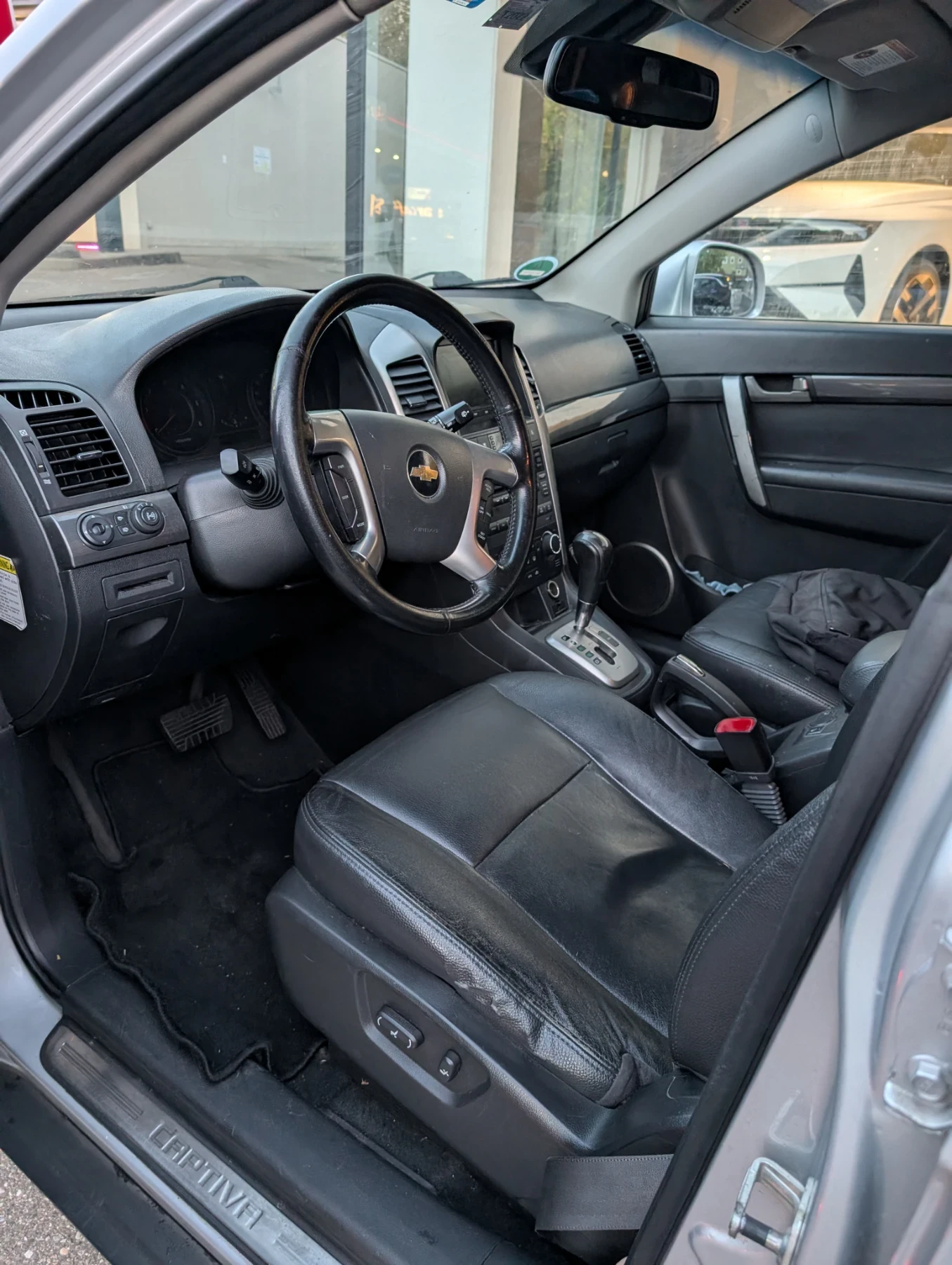 Chevrolet Captiva, снимка 8 - Автомобили и джипове - 56571485