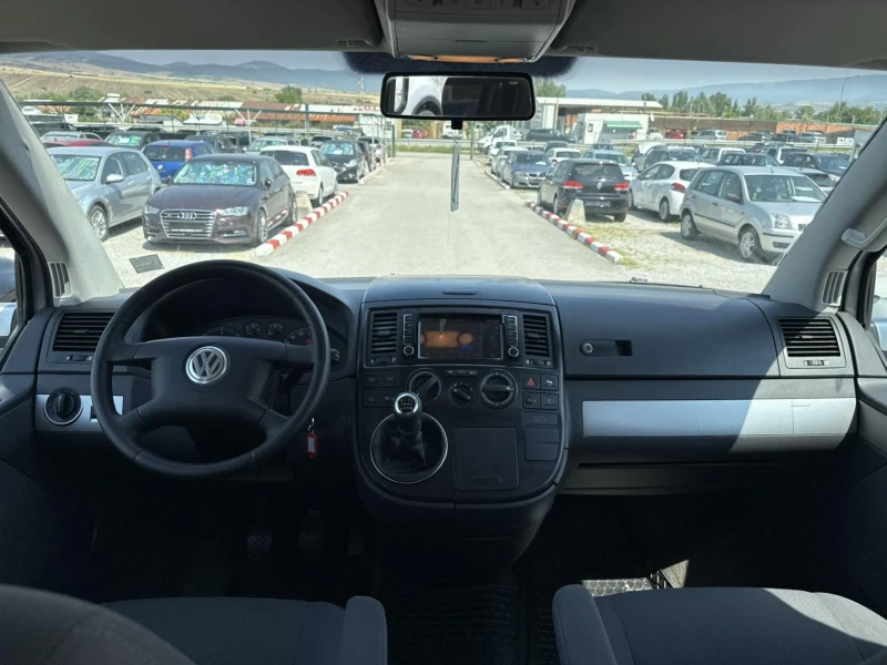 VW Multivan 4motion, снимка 8 - Бусове и автобуси - 53283844