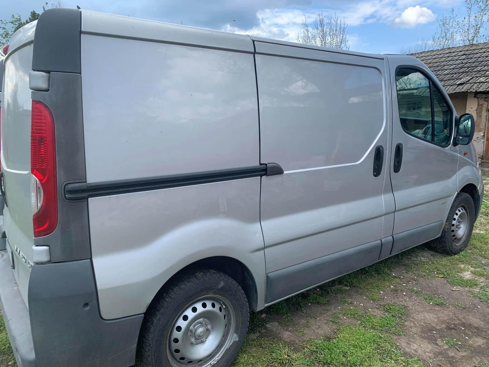 Opel Vivaro 2.0 CDTI - изображение 2